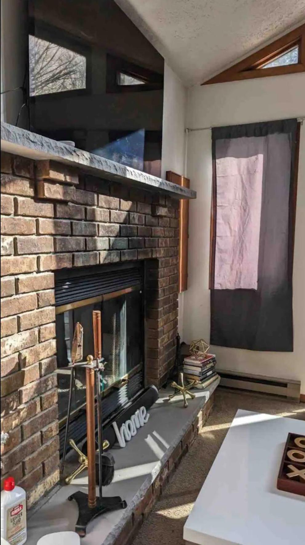 Ambiance - King Bed Cabin, Jetted-Tub & Fireplace Tobyhanna Exteriör bild